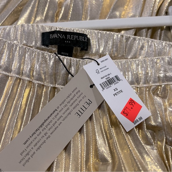 Banana Republic Gold Skirt - Picture 5 of 5